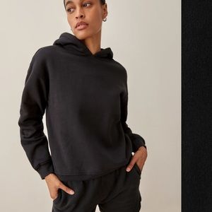 CLOSET CLOSING/LAST CHANCE✨reformation classic hoodie in black